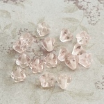 【4x6㍉ 40個】ミニベルフラワービーズ＊clear pink ＊チェコビーズ＊ピンク＊クリア＊花＊さくら