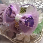 揺れる♡のチャーム付き♡オーロラのlavenderチュール&プリンセスの横顔シルエットのリボンのヘアゴム