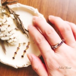 【送料無料】スワロフスキー✨パープルグラデーションのフルエタニティリング💍　グルーデコ　ゴールド　13号　紫色