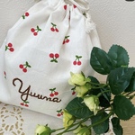 お名前刺繍の巾着 (白さくらんぼ)