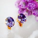ヴィンテージスワロフスキースタッドピアス/イヤリング　tanzanite