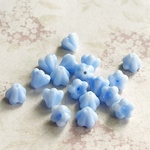 【4x6㍉ 40個】ミニベルフラワービーズ＊milky blue＊チェコビーズ＊ブルー＊ミルキー＊パステル＊花