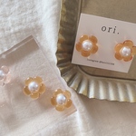 クリアなオレンジフラワーピアス/イヤリング