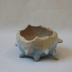 優しい棘　陶製植木鉢