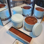 やみつきセット　生チョコ1缶ティラミス２缶　　　　　　お得になっております。数量限定