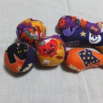 ハロウィン柄またたび入りにゃんこのお手玉&お魚各3個♪