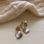 antique shell ピアス