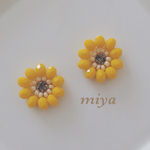 ひまわりピアス・イヤリング