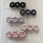 【選べる5色】コットンパールとお花のバレッタ　ヘアアクセサリー　秋　冬　リボン