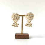 2way.紫陽花（白）+フラワーチャーム / ビーズ刺繍のピアス、イヤリング