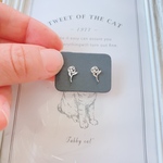 silver 一輪の花ピアス　ステンレスピアス