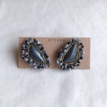 【NEW】レトロ三角グレー水音ビーズ刺繍ノンホールピアス/イヤリング/ピアス