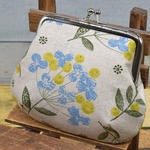 可愛いボタニカル柄 のガマ口  がま口 財布 コインケース 小銭入れ 飴ちゃん入れ 花 草柄柄