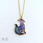 おキツネ様ネックレス 碧い光
