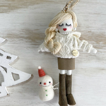 ニットパーカールルベちゃん　雪だるまのおまけ付き