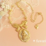 ♡うさぎと王冠リボンのネックレス ♡