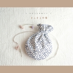 まんまる巾着　【flower dot◌ 】　ポーチ　小物入れ　丸巾着　まるきんちゃく　まる巾着　化粧ポーチ　巾着袋