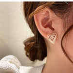 ✨❂小振り　パール×ビジューハート♡ピアス❂