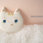 深いブルーの瞳の子ねこ＊ブローチ