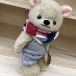 ハンドメイド　ロンパースを着たヨチヨチ歩きの弟ベビークマテディベア風クマ🐻ぬいぐるみ