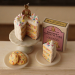 ミニチュア　コンフェッティケーキ