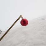 《秋のお出かけや、お正月に》 赤のコットンパールの簪