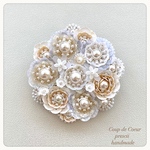 ビーズ刺繍ブローチ　〜Coup de Coeur 〜　Floating flower 
