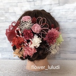 【新作】成人式結婚式卒業式　ピンク赤髪飾り　プリザーブドフラワードライフラワー