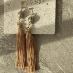 ARABESQUE TASSEL PIERCE