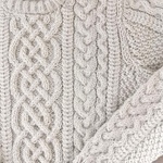 hikoji0909様   専用   オーダーサイズ  手編みニット 飽きのこないなアラン模様のセーター　生成り