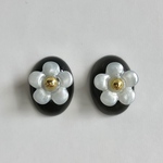 monochrome flower pierce/ earring
