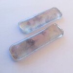 j  ガラスの箸置き　2点