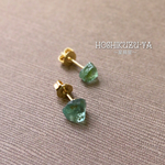【原石ピアス】涼しげに透き通るグリーントルマリンピアス