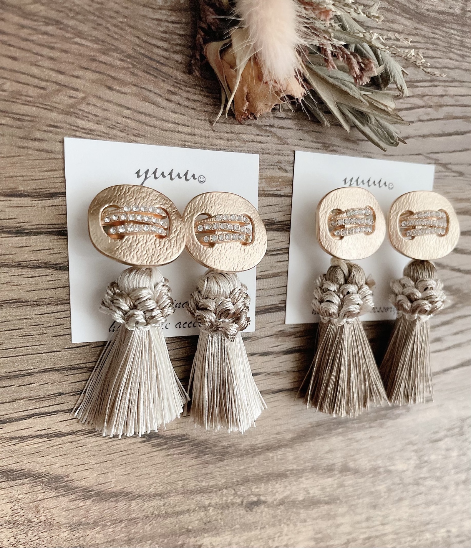 ♥︎N's_Shop♥︎ 大ぶりピアス。ハンドメイドピアス ♥︎N's_Shop♥︎ 大ぶりピアス。ハンドメイドピアス 大ぶり