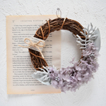 *antique wreath *b