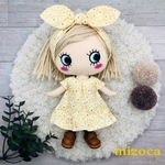 着せ替え〈2点セット〉ෆ̈ ハッピードール　イーマリー　(リボンターバン ・フリルワンピ) イエロー　花柄　可愛いෆ̈