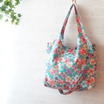 くったりバッグ（2way)　桜柄・ブルー　マザーズバッグにも