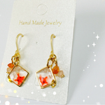 送料無料☆ゴールド樹脂のめんだこピアス