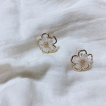 オーロラフラワーのピアス