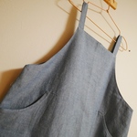 エプロンワンピース