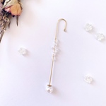 小花のステッキ フックピアス(ゴールドorシルバー)