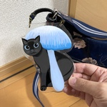 黒猫と青いキノコのバッグチャーム