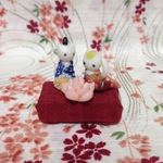 にゃんこおひなさま☆姫を見つめるお内裏さま