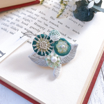 【1点物】華GREEN丸花の花束ビーズ刺繍ブローチ