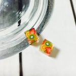 フルーツぎゅっとcubeピアス