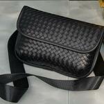 希少実用 上質 メンズ ショルダーバッグ　男女兼用W12