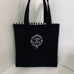 選べるイニシャル刺繍の帆布のミニトートバッグ黒色　 紺色