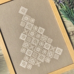 【糸色番変更注意‼︎】712→ecru●グレー布×オフホワイト●キット&図案【Kogin Nordic Tree】