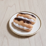 1/6サイズミニチュアフード　エクレア2個セット