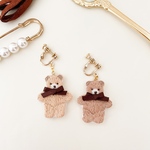 テディベアの刺繍イヤリング/ピアス